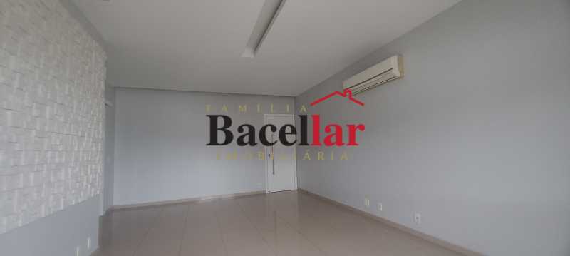 Apartamento, 3 quartos, 107 m² - Foto 2