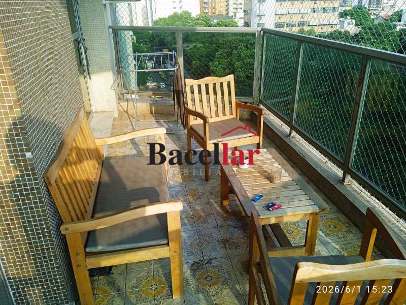 Apartamento, 3 quartos, 90 m² - Foto 1