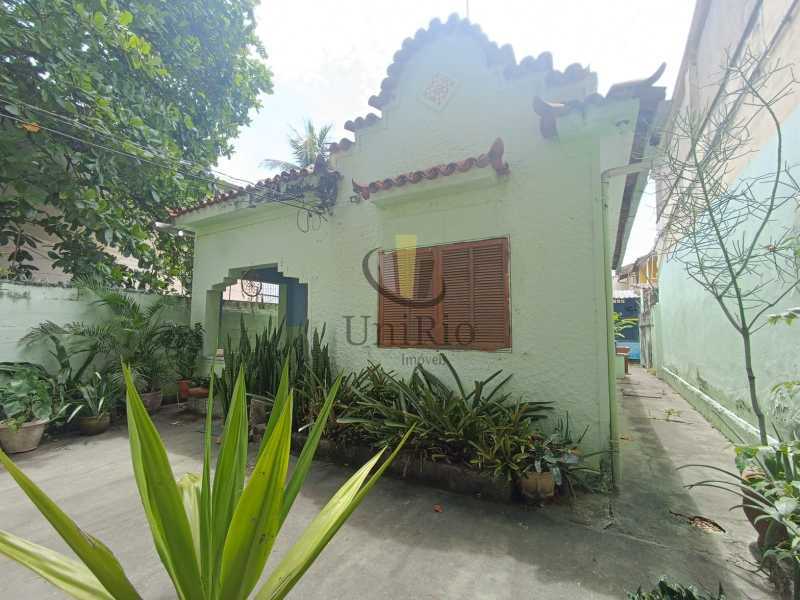 Casa, 2 quartos, 125 m² - Foto 1