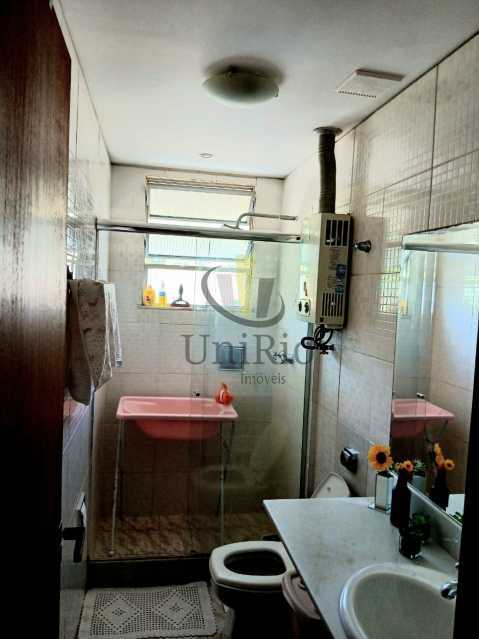 Apartamento à venda com 3 quartos, 120m² - Foto 17