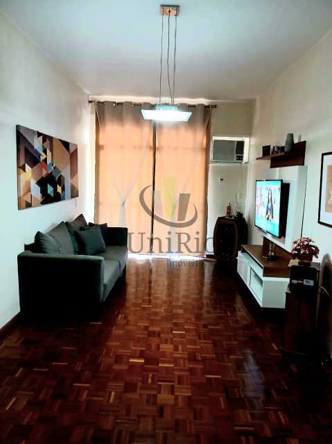 Apartamento à venda com 3 quartos, 120m² - Foto 4