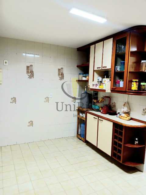 Apartamento à venda com 3 quartos, 120m² - Foto 8