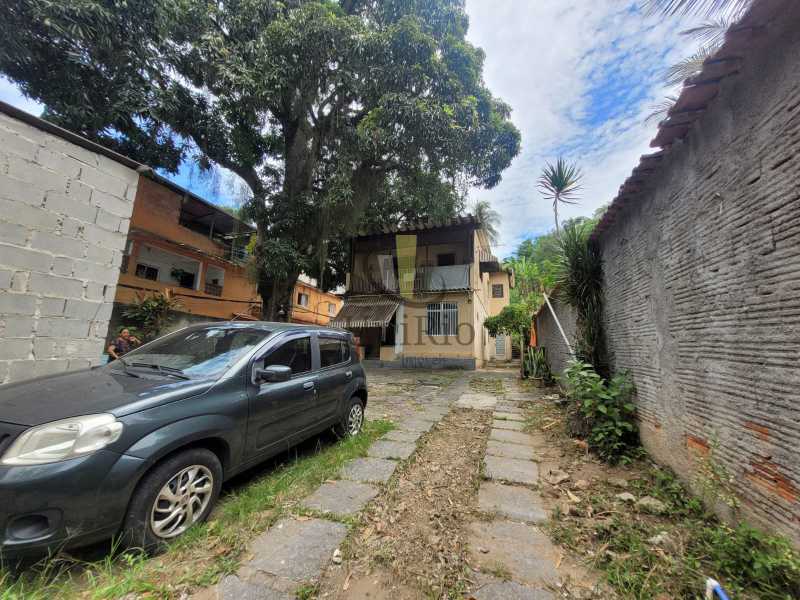 Casa à venda com 4 quartos, 111m² - Foto 6