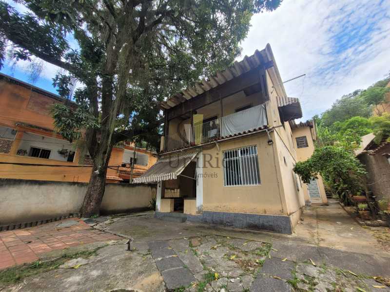 Casa à venda com 4 quartos, 111m² - Foto 5