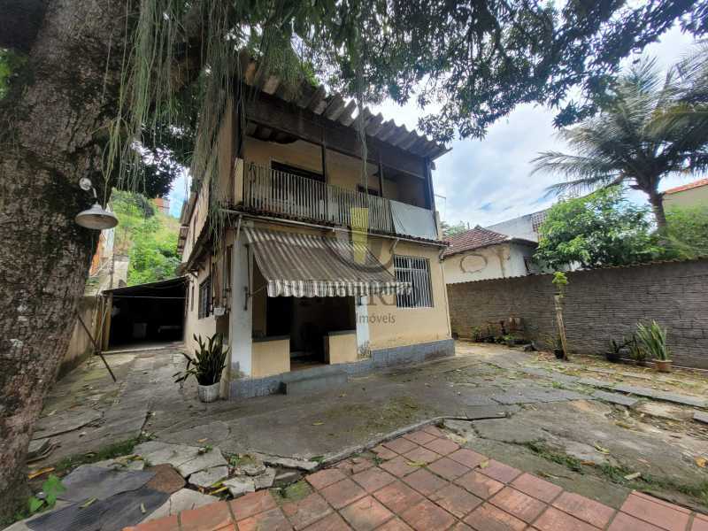 Casa à venda com 4 quartos, 111m² - Foto 2
