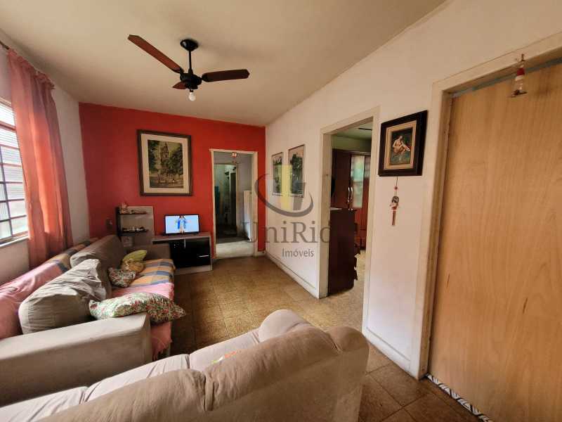 Casa à venda com 4 quartos, 111m² - Foto 9