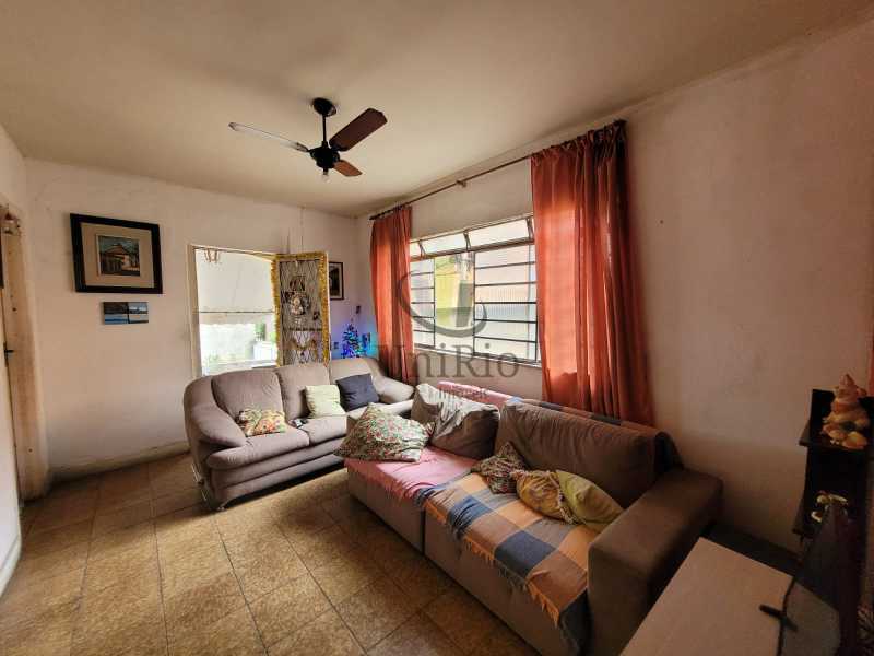 Casa à venda com 4 quartos, 111m² - Foto 10