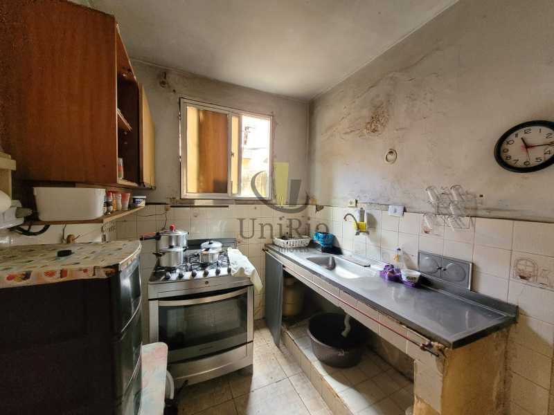 Casa à venda com 4 quartos, 111m² - Foto 15