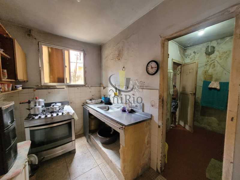 Casa à venda com 4 quartos, 111m² - Foto 16