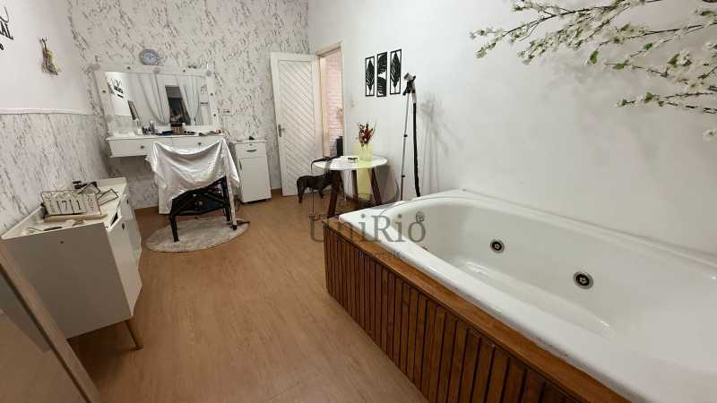 Casa, 4 quartos, 210 m² - Foto 7
