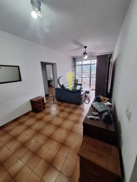 Apartamento à venda com 2 quartos, 80m² - Foto 19