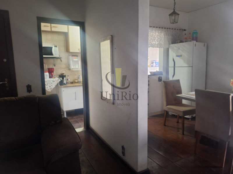 Apartamento à venda com 2 quartos, 65m² - Foto 8