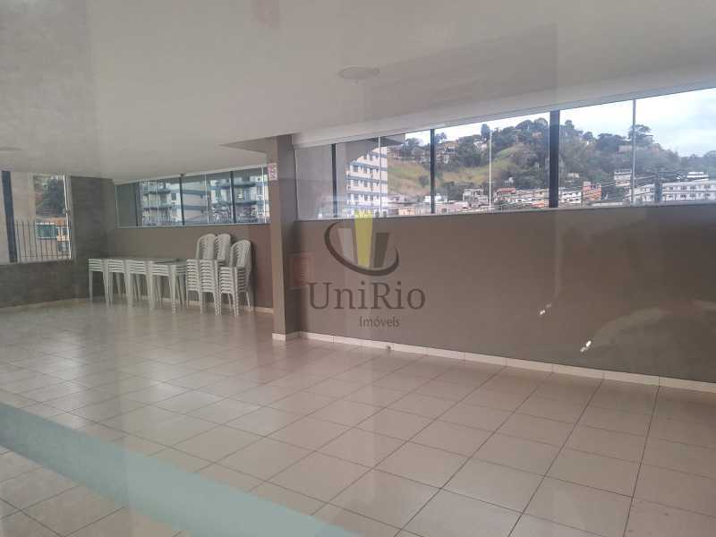 Apartamento à venda com 2 quartos, 65m² - Foto 17