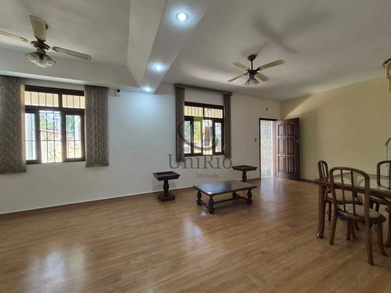 Casa, 4 quartos, 243 m² - Foto 5