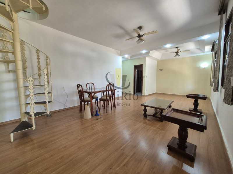 Casa, 4 quartos, 243 m² - Foto 4