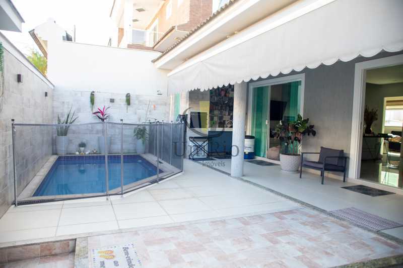 Casa de Condomínio, 4 quartos - Foto 1