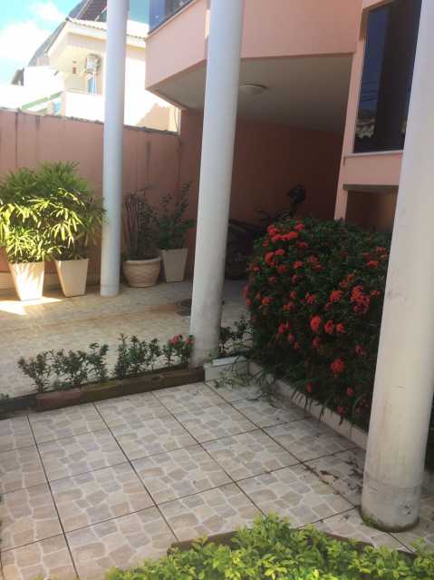 Casa de Condomínio à venda com 4 quartos, 250m² - Foto 10