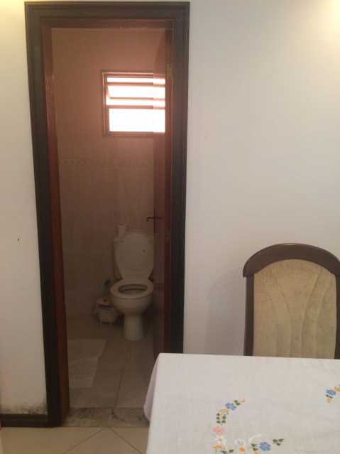 Casa de Condomínio à venda com 4 quartos, 250m² - Foto 16