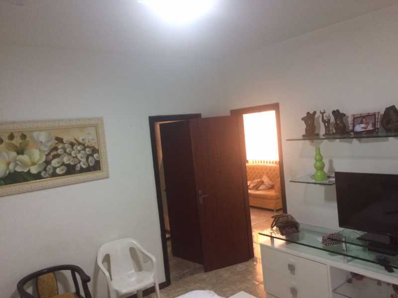 Casa de Condomínio à venda com 4 quartos, 250m² - Foto 19