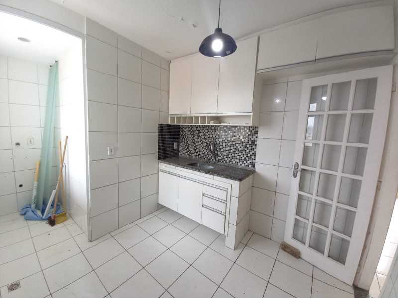 Cobertura à venda com 3 quartos, 90m² - Foto 21