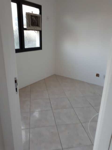 Apartamento à venda com 3 quartos, 60m² - Foto 3