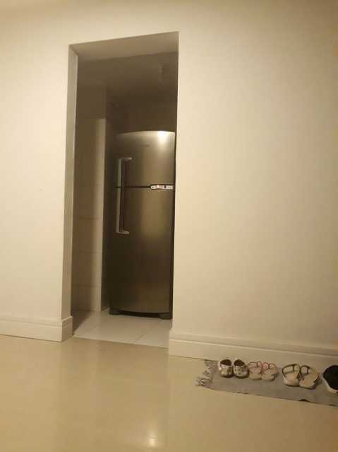 Apartamento à venda com 2 quartos, 63m² - Foto 23