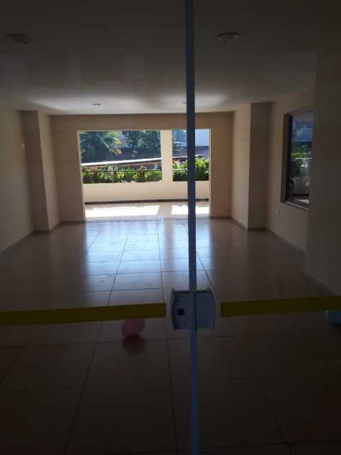 Apartamento à venda com 2 quartos, 70m² - Foto 3