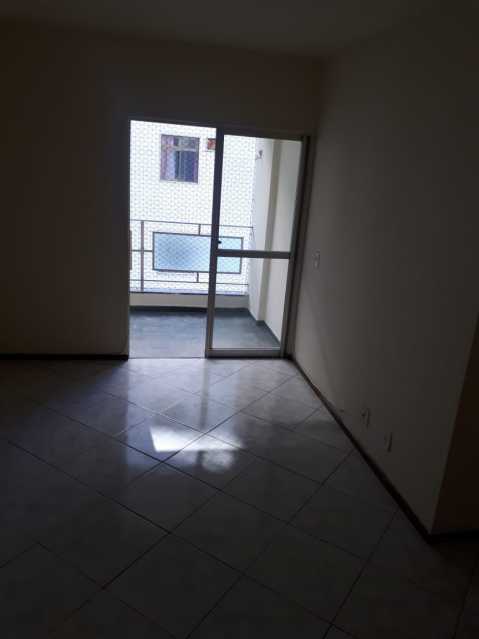 Apartamento à venda com 2 quartos, 70m² - Foto 5