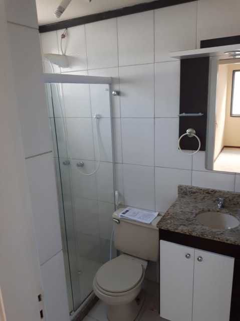 Apartamento à venda com 2 quartos, 70m² - Foto 13