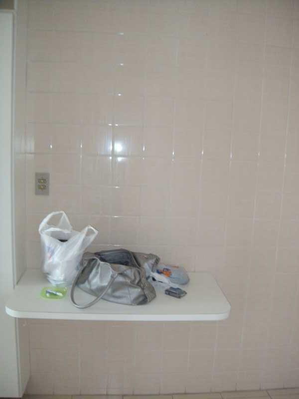 Apartamento à venda com 2 quartos, 67m² - Foto 5