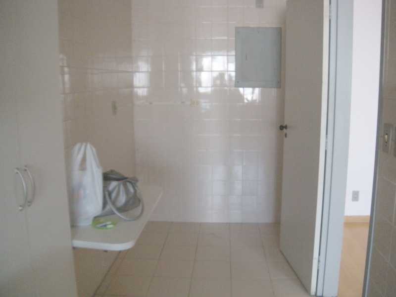 Apartamento à venda com 2 quartos, 67m² - Foto 6