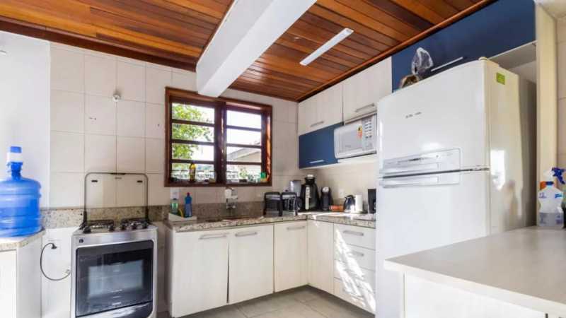 Casa de Condomínio à venda com 3 quartos, 100m² - Foto 13