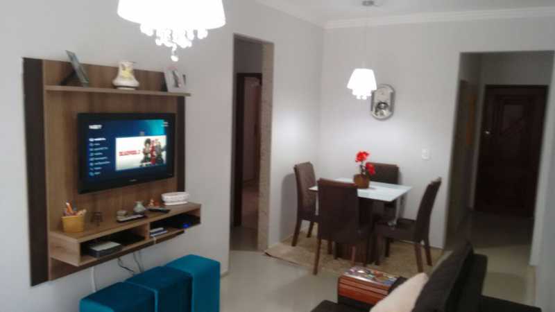 Apartamento à venda com 2 quartos, 65m² - Foto 4