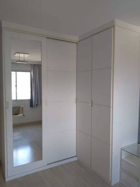 Apartamento à venda com 2 quartos, 60m² - Foto 10