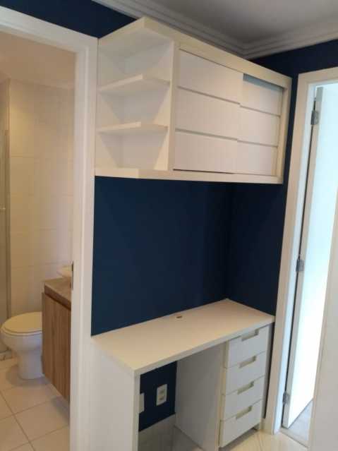 Apartamento à venda com 2 quartos, 60m² - Foto 7