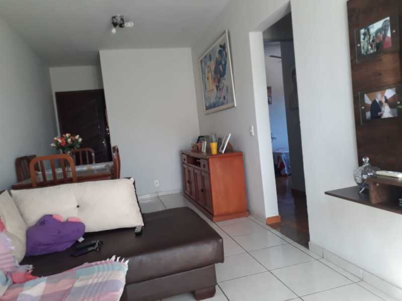 Apartamento à venda com 2 quartos, 60m² - Foto 7