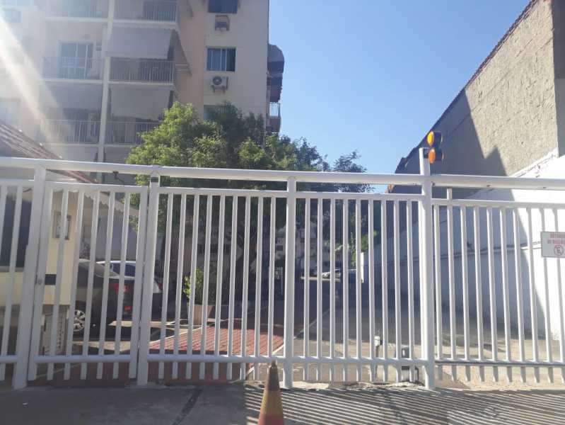 Apartamento à venda com 2 quartos, 60m² - Foto 29