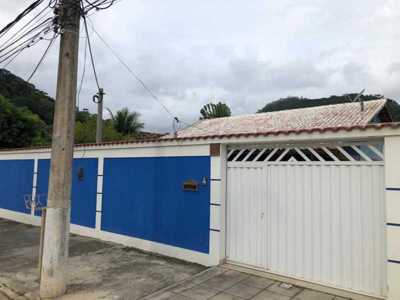 Casa de Condomínio à venda com 2 quartos, 200m² - Foto 1