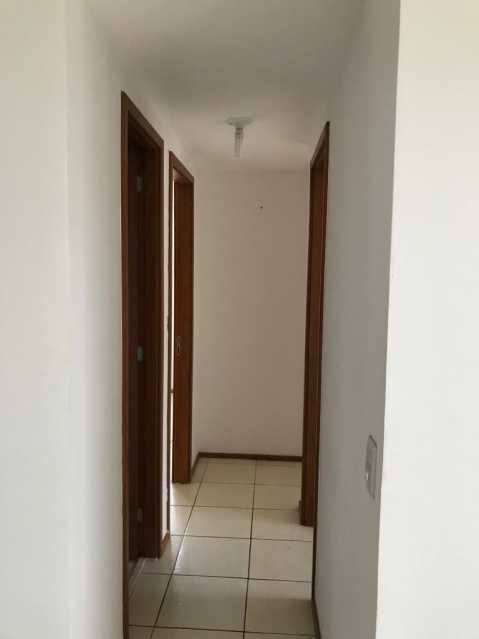 Apartamento à venda com 3 quartos, 90m² - Foto 2