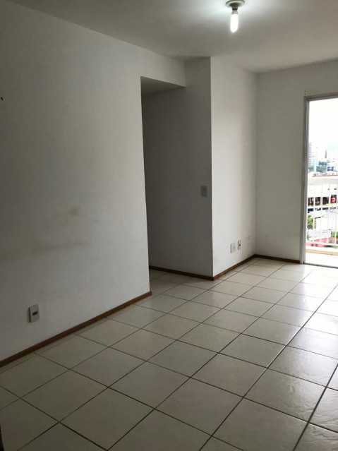 Apartamento à venda com 3 quartos, 90m² - Foto 5