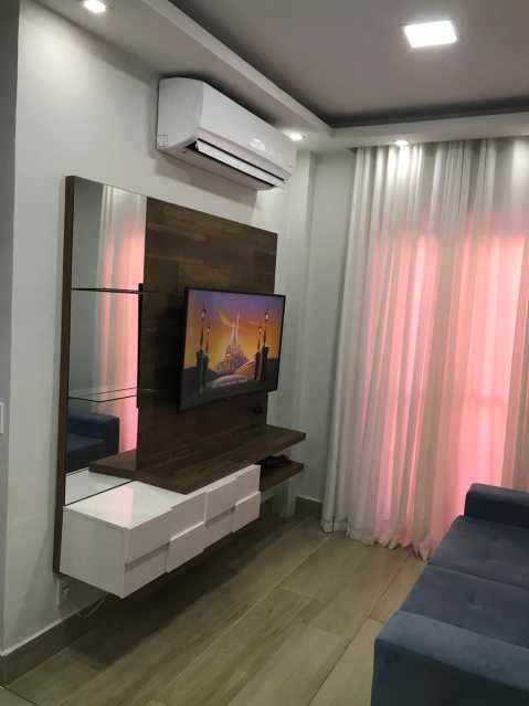 Apartamento à venda com 2 quartos, 90m² - Foto 2