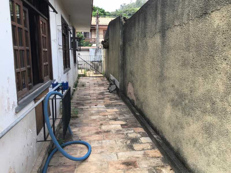 Casa de Condomínio à venda com 3 quartos, 184m² - Foto 23