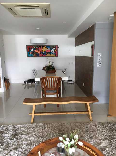 Apartamento à venda com 3 quartos, 122m² - Foto 3