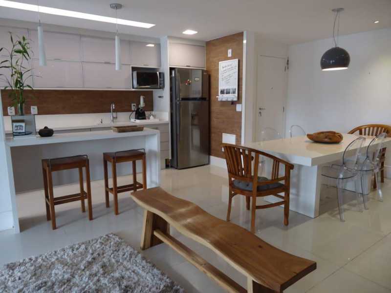 Apartamento à venda com 3 quartos, 122m² - Foto 8