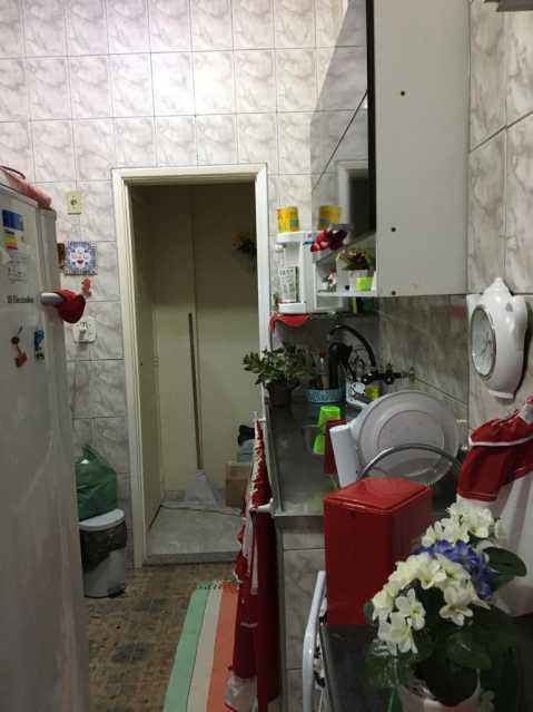 Apartamento à venda com 2 quartos, 60m² - Foto 18