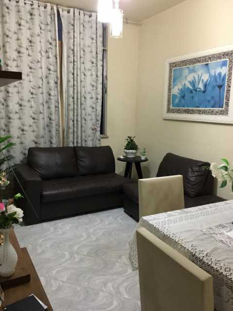 Apartamento à venda com 2 quartos, 60m² - Foto 3