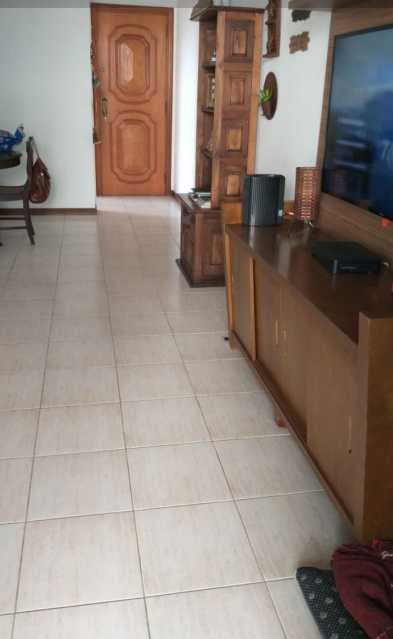 Apartamento à venda com 2 quartos, 81m² - Foto 2