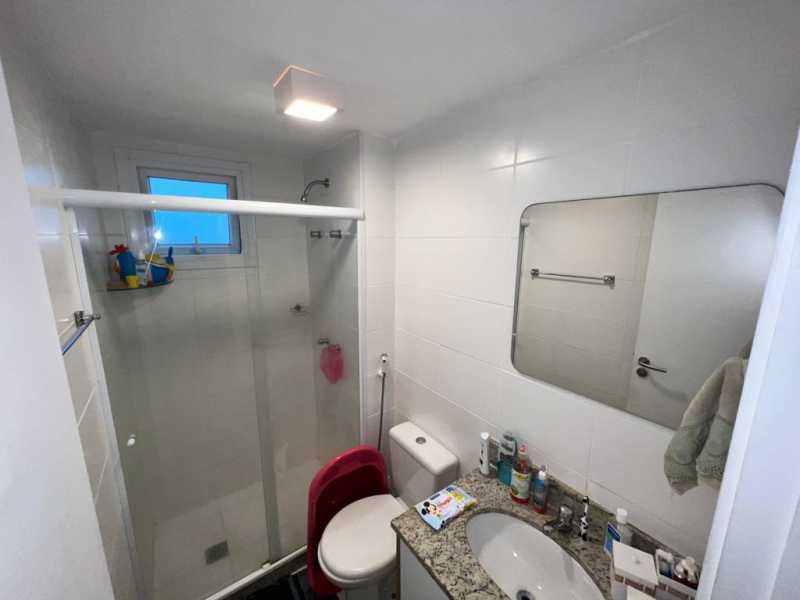 Apartamento à venda com 2 quartos, 67m² - Foto 10