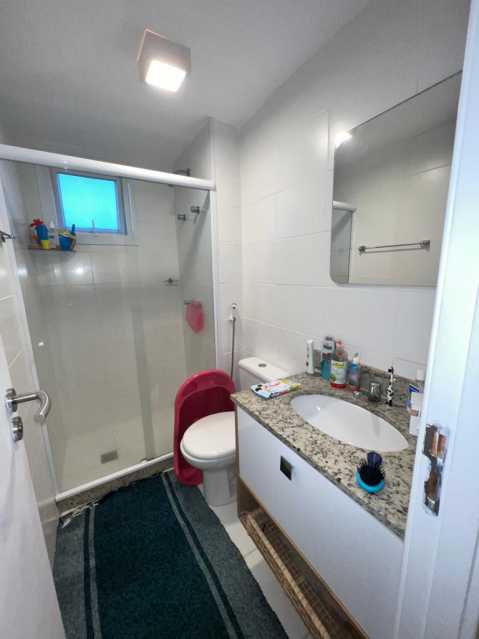 Apartamento à venda com 2 quartos, 67m² - Foto 9