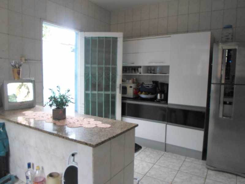 Casa à venda com 4 quartos, 120m² - Foto 19